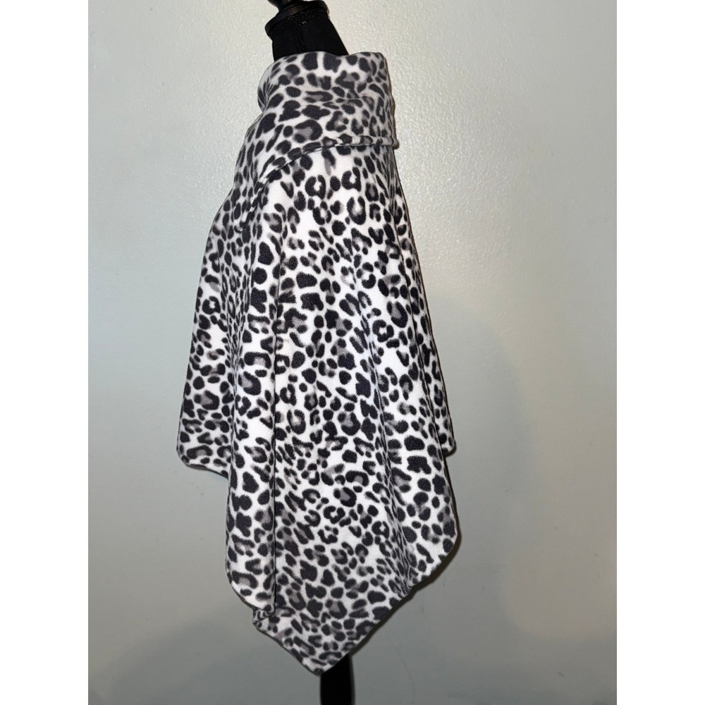 Le Moda Fleece Cape Leopard Print Button Front Co… - image 4